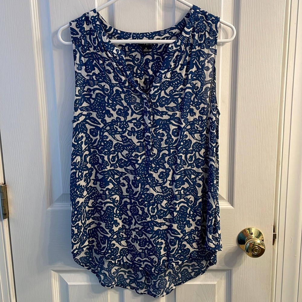 Lucky Brand 🍀 Sleeveless Keyhole Hi-low Top